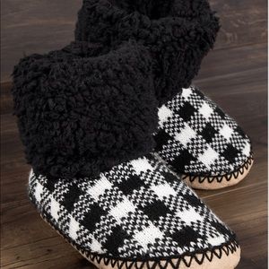 Paid Slippers